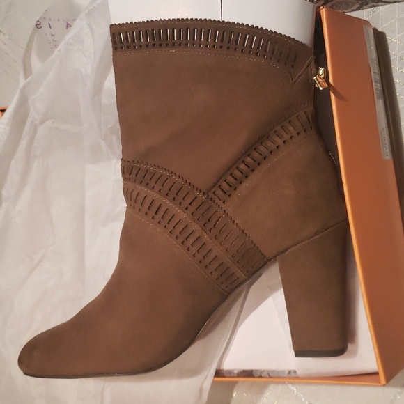 Isola New EVODA Suede Leather Boots Laser Cut Fashion Booties Women's NIB Brown - Picture 7 of 15